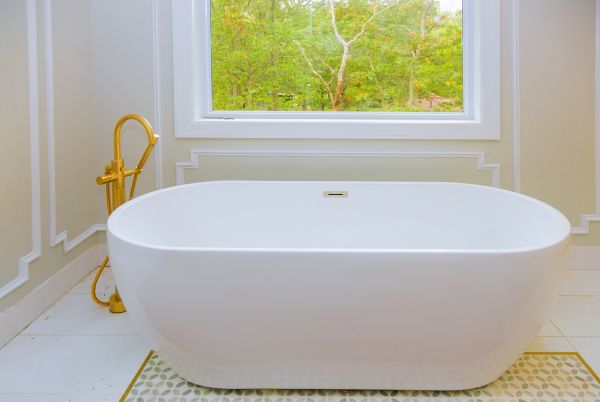 Cost of Tub Renovation Service in Foley